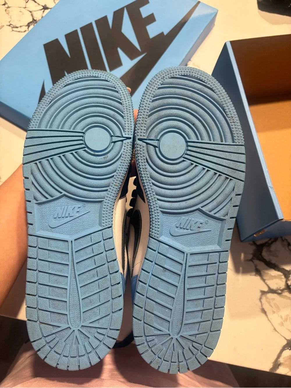 Nike Kids Air Jordan 1 Mid Sneakers - University Blue/Black/White